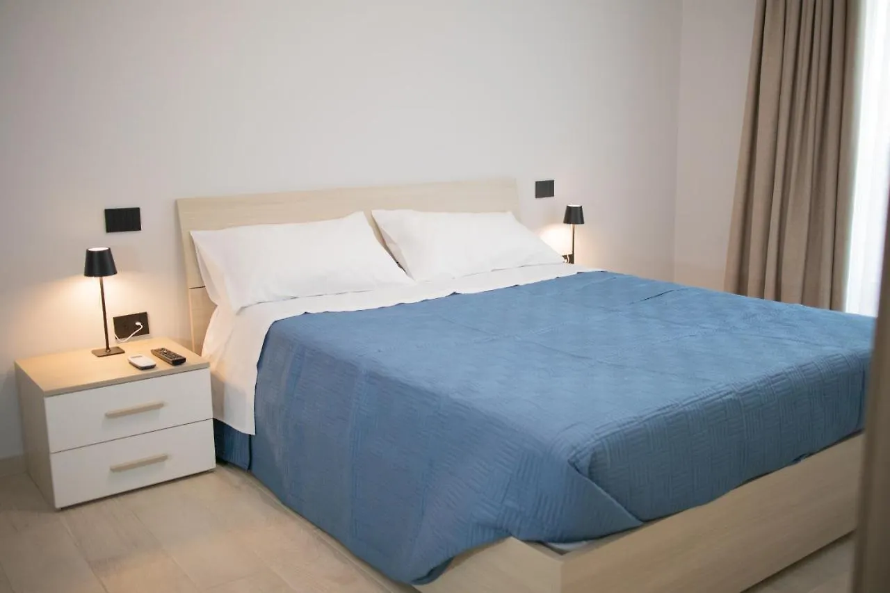 E-Twelve Apartment Naples 0*,