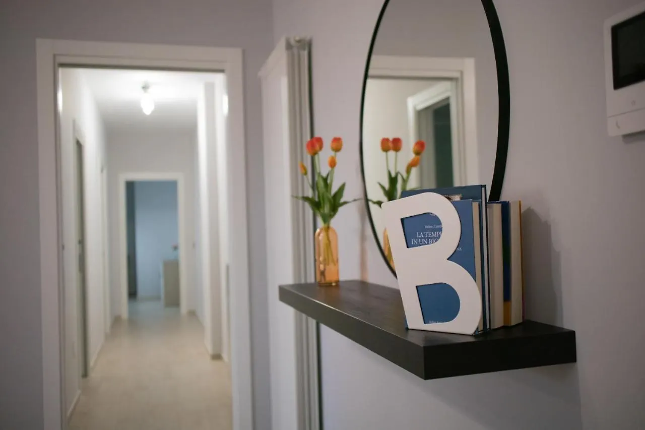E-Twelve Apartment Naples