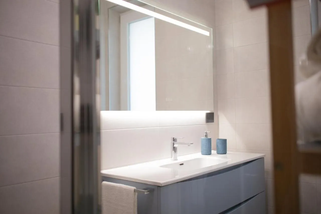 E-Twelve Apartment Naples Italy